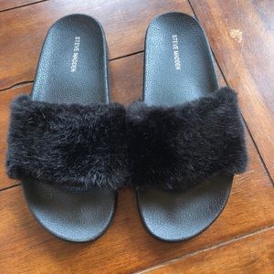 Steve Madden Softey Slides